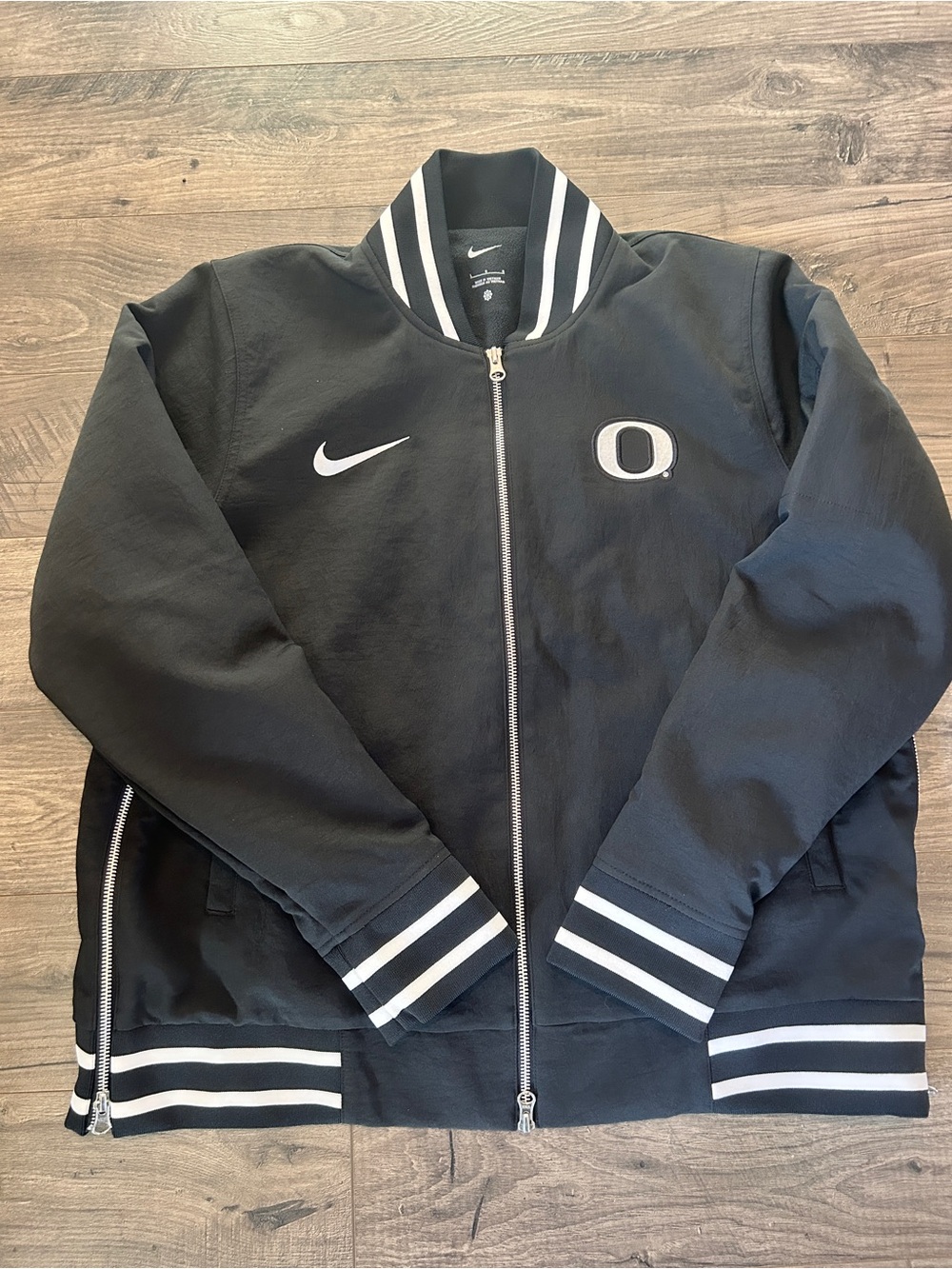 Nike Black Oregon Ducks Sideline Relaxed Full-Zip Bomber Jacket Men’s Large NEW